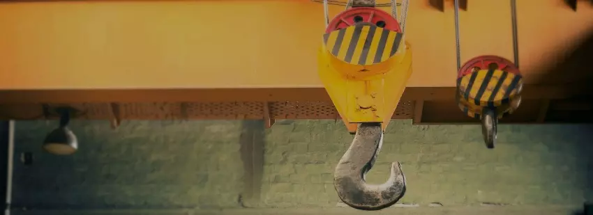 Below-the-Hook Hub: A Complete Guide to Crane Attachments