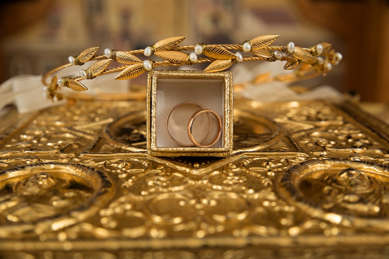 Selling Old Gold Jewelry