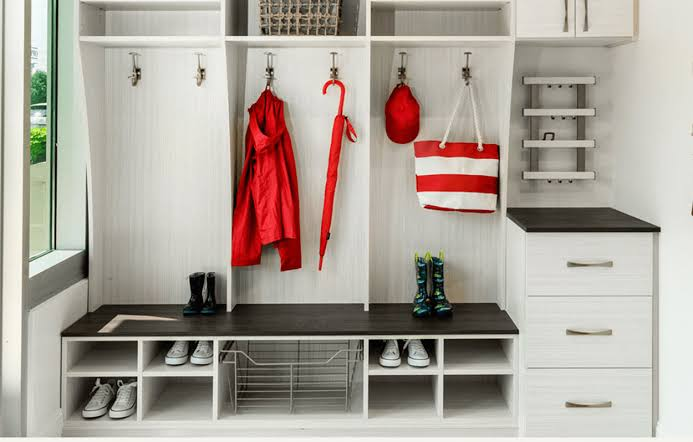 Designing a Functional Home Entry Storage Area for Shoes, Bags, and Daily Essentials