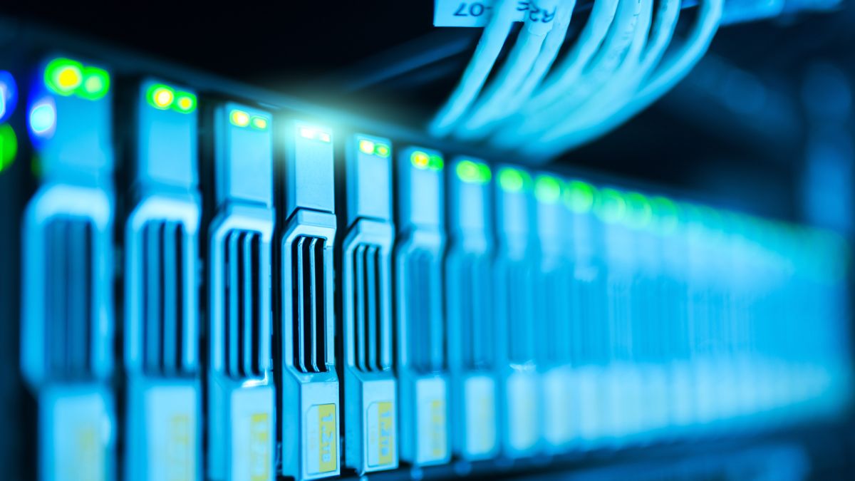 Why PraHost Is a Reliable Choice for High-Performance Dedicated Server Hosting