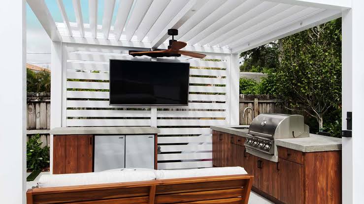 Best Outdoor Grilling Stations for Backyard Entertaining